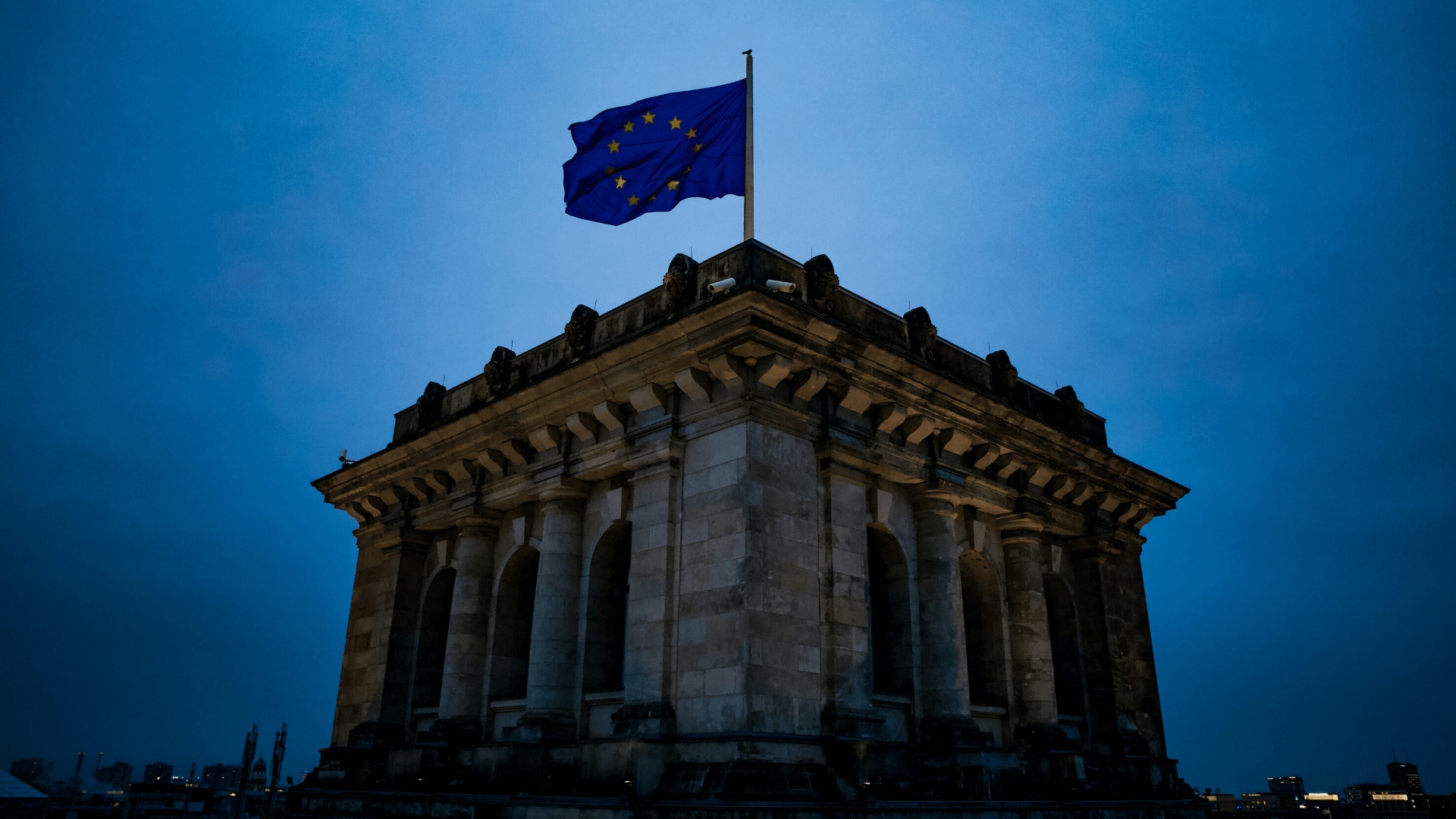 monumento bandera union europea